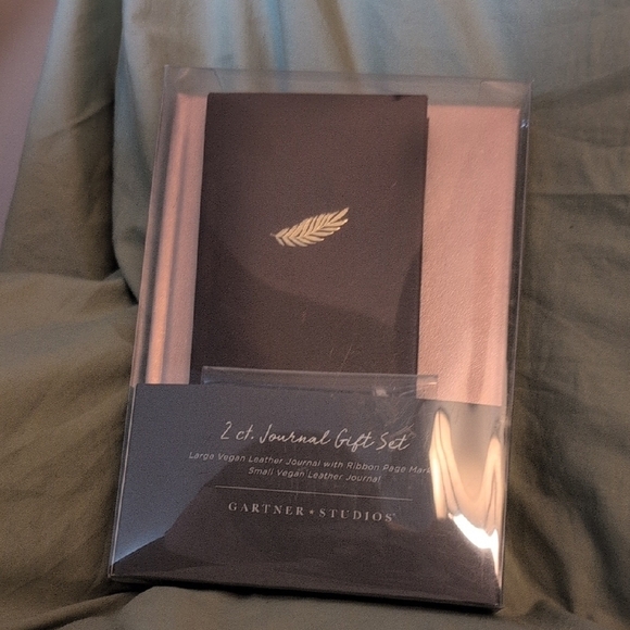 2 PC Journal Set - Picture 2 of 6